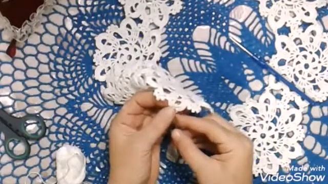 Воротничок из мотивов.(продолжение). Пуговица и петелька.