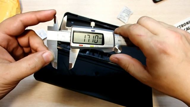 Цифровой металлический штангенциркуль с Алиэкспресс с измерением до сотых миллиметра смотреть онлайн