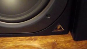 Active Monitors BEHRINGER Truth B2031A (DEMO).mpg