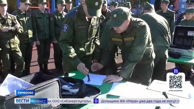В профессиональный праздник следователи-криминалисты побывали у воспитанников кадетского класса смотреть онлайн