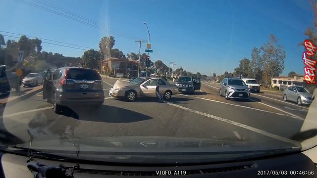 Road RageCarcrashesbad driversrearendedbrakechecksBusted by copsDashcam caughtInstantkarma10