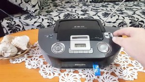 Boombox Radio/ CD MP3 /Stick USB Philips AZ1834 (Germany)