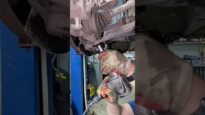 Замена сайлентблоков передних рычагов на Тайота Камри.