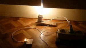 Последовательное включение лампы 24В 5Вт и лампы 230В 40Вт в сеть 220!