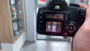 Камера Canon Ds126071