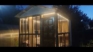 Начал строить беседку а получился летний домик