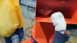 Измельчитель дробилка синтепона на МИ-600 и пневмотранспорт.mp4