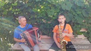 Фокстрот цветущий май