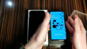 iPhone XR против Samsung Galaxy S10e. Сравнение.