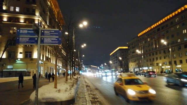 Садовое Кольцо вечером. Поток машин. Москва. Garden Ring. Moscow. смотреть онлайн