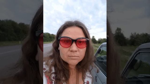 как вернуться в Россию, если нет денег на бензин? смотреть онлайн