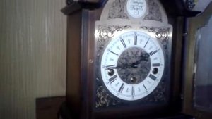 Вестминстерский перезвон часы с четвертным боем