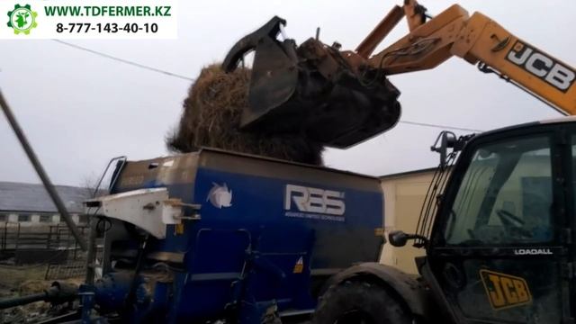 Кормораздатчик - смеситель горизонтальный Ermes