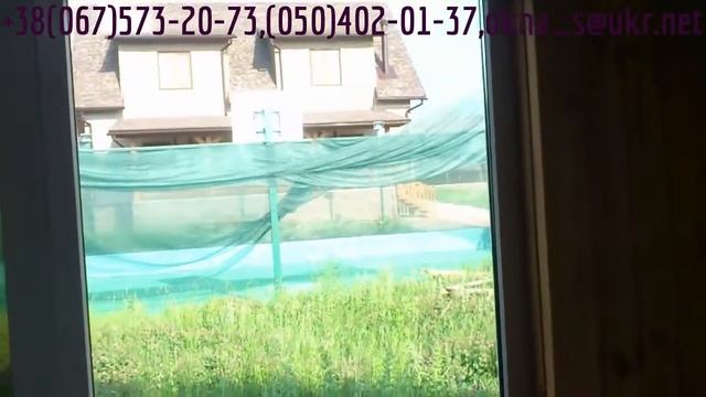 Сравнение затемнения стекла тонированн окна солнцезащитной пленкой Золото15 и прозрачности без него
