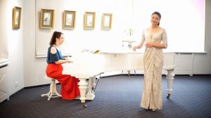 1)Ария “АМУРА”.из оперы “Орфей и Эврндика”.композитор: Кристоф Виллибальд фон Глюк(1714-1872).