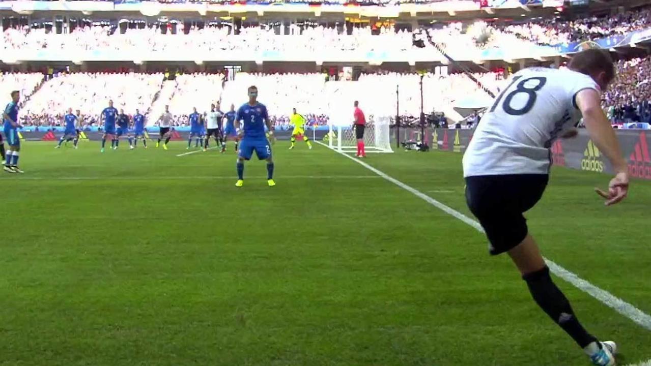 Сегодня на Чемпионате Европы по футболу определятся последние участники четвертьфинала