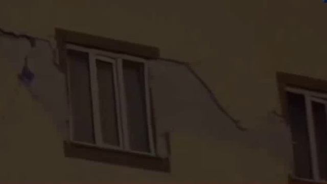 Турция_ Землетрясение магнитудой 6,4 балла_ Есть разрушения.