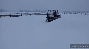 Вездеход Кайман. По снегу. Замёрз тросик газа.