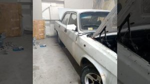 Запуск, v8 волга. Огонь из глушителя.