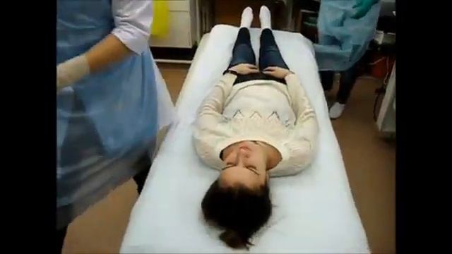 СМЕНА ПОСТЕЛЬНОГО БЕЛЬЯ Нижневартовский мед. колледж, 107гр 2бр 2015 - 2016 уч год смотреть онлайн