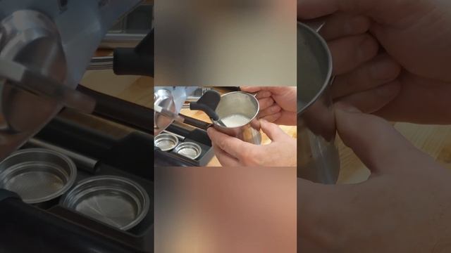 Рожковая кофеварка BORK CM EMN 9922 BK смотреть онлайн