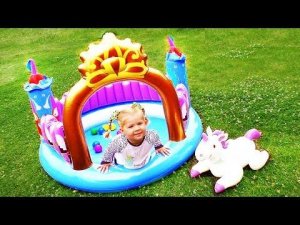 ✿ Бассейн ЗАМОК ПРИНЦЕССЫ Эльза Холодное Сердце Игры Для Девочек Disney Princess Castle Frozen