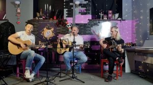 ОЧЕНЬ КРУТО СЫГРАЛИ НА ГИТАРАХ !!! ПОДПЕВАЛ ВЕСЬ ЗАЛ !!!