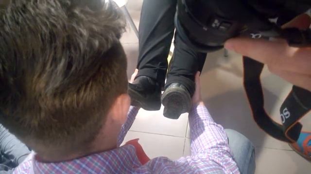 Нога женщины выросла на служении Михаэля Шагас в Челябинске смотреть онлайн