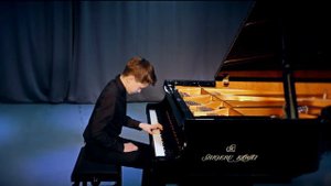 Логинов Максим - И.С.Бах  ХТК 2 том Прелюдия и фуга ре минор