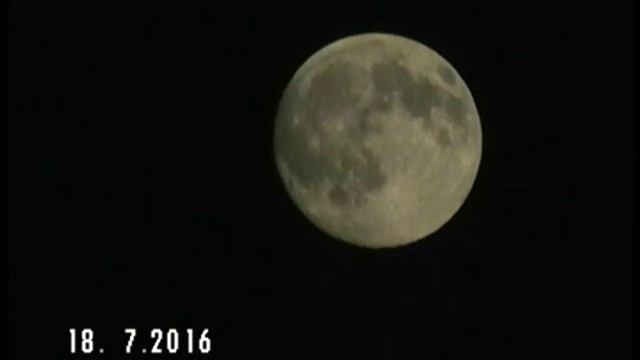 Moon Old Panasonic VDR-D220 miniDVD Camcorder смотреть онлайн