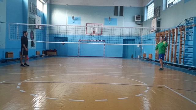 Дистанційне навчання. Волейбол. Розминка. Передачі в парах смотреть онлайн