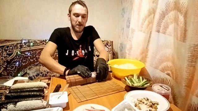 Первый раз готовлю РОЛЫ смотреть онлайн