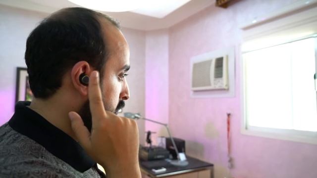 استعراض لسماعة الأذن متعددة الوظائف Samsung Gear IconX смотреть онлайн