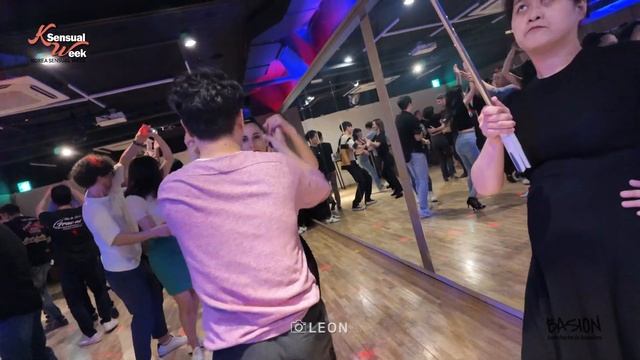 토이 y Mariangela Bachata Social, K Sensual Week 2023 #오즈모포켓3 смотреть онлайн