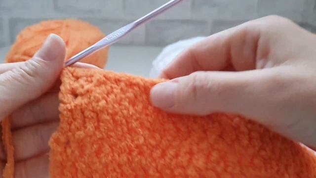 Вяжем детский плед крючком.