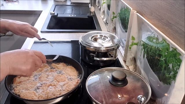 Шницель!Гречка !Лук тушенный!Быстрый обед! смотреть онлайн