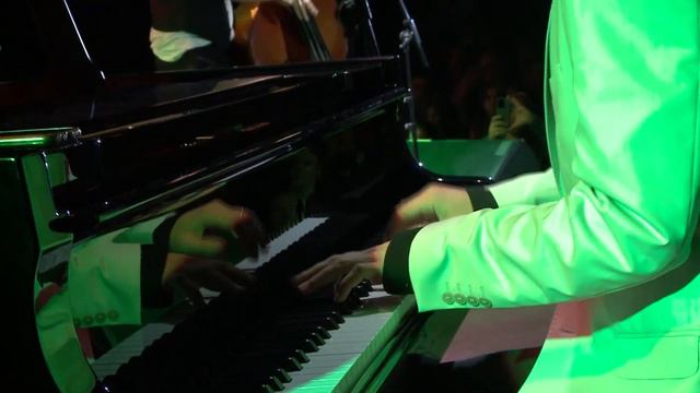 Billy’s Band / Снежная королева смотреть онлайн