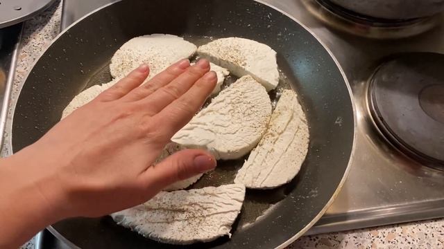 Головач гигант или дождевик гигант Лангермания гигантская вкусный и съедобный гриб