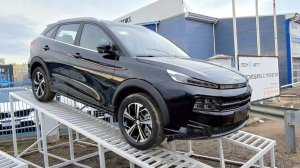 Не удержался! Заглянул под новенький кроссовер JAC JS6. Увидел настоящее "китайское" качество ?