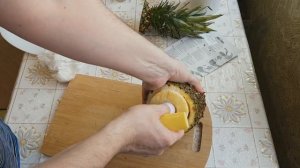 Нож для ананаса