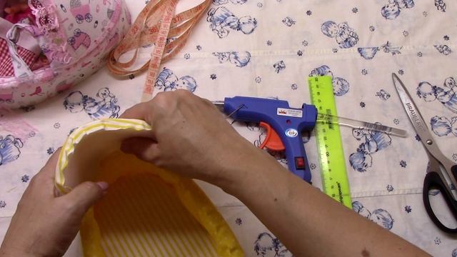 Как сделать кроватку переноску для мини реборна How to make a crib carrier for mini reborn смотреть онлайн