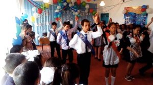 9 класс выпускной танец