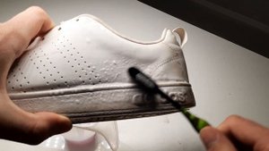 КАК ОТБЕЛИТЬ КЕДЫ / ПОЧИСТИТЬ ПОДОШВУ И УБРАТЬ ЖЕЛТЫЕ ПЯТНА / DETAILING
