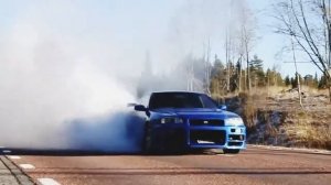 дал дал ушол на (NISSAN SKYLINE GTR R-34)