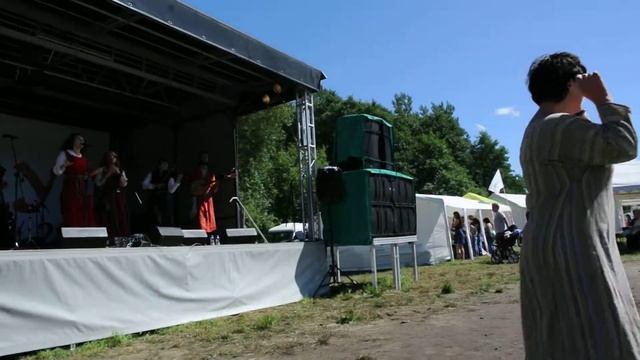 Альпийская песня на фестивале викингов "Кауп" смотреть онлайн