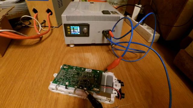 Как заменить аккумулятор на пылесосе Tefal смотреть онлайн