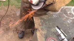 Съемник тормозного барабана