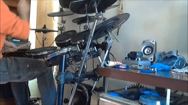 Funk Playalong Alesis Dm10 -Addictive Drums смотреть онлайн