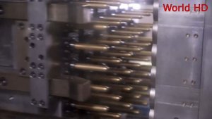 Как перерабатывают пластик и алюминий / Новые технологии переработки / Удивительные машины