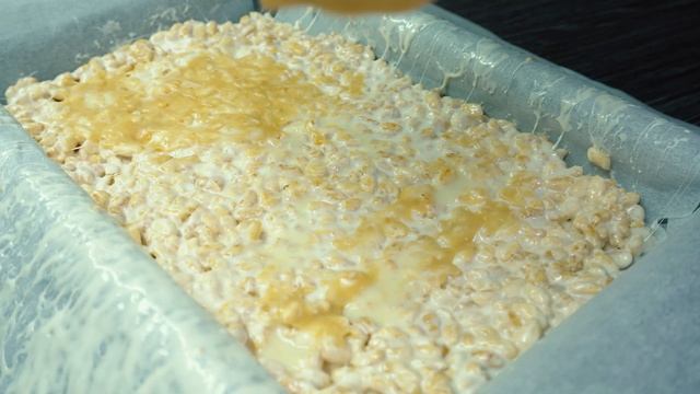 Вкусные Квадратики с Маршмеллоу и Воздушным Рисом смотреть онлайн